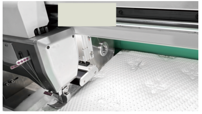 全自动床垫四边缝纫机