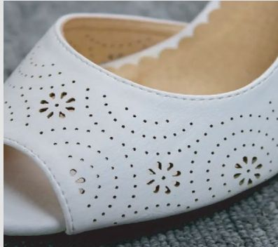 全自动异形旋转垫板式冲孔机中文彩页（GOA)